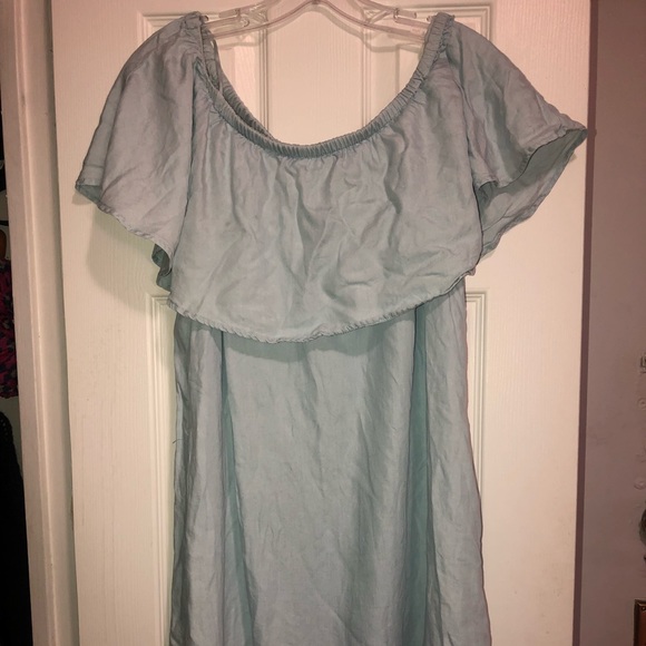 Off the shoulder dress - Picture 1 of 3